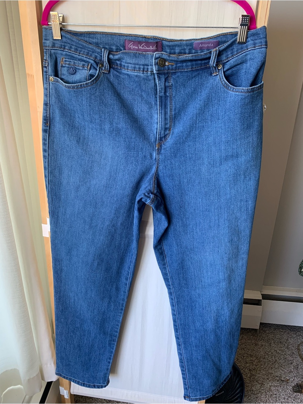 Gloria Vanderbilt Amanda Straightlegged Classic Utility Jeans